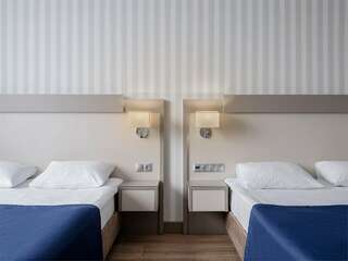 Гостиница Ка Роял Домодедово Семейный полулюкс с 2 двуспальными кроватями-3