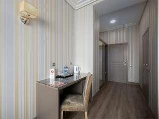 Гостиница Ка Роял Домодедово Семейный номер с 3 кроватями-5