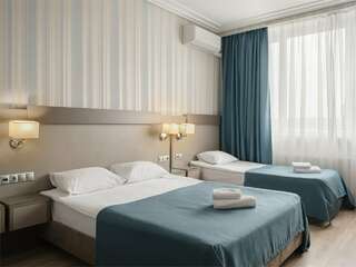 Гостиница Ка Роял Домодедово Семейный номер с 3 кроватями-7